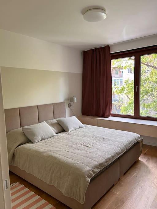 Apartment Zwirn, Free Parking, 24/7 Access Bratislava Exterior foto