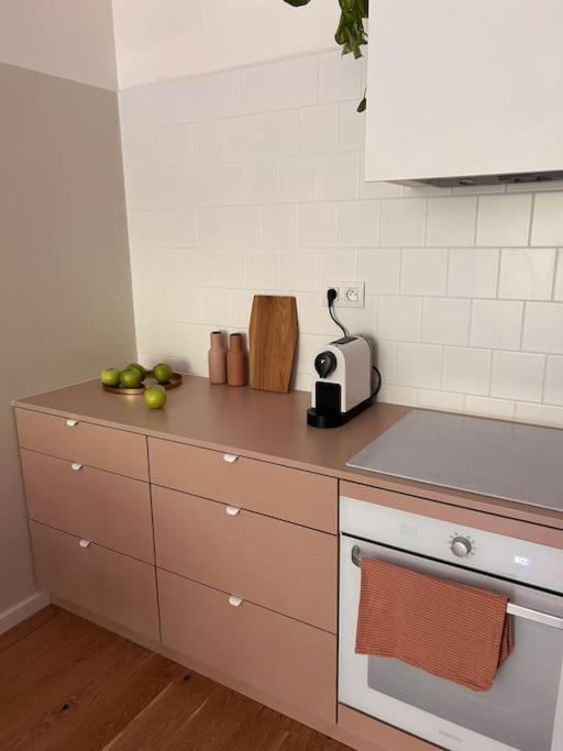 Apartment Zwirn, Free Parking, 24/7 Access Bratislava Exterior foto