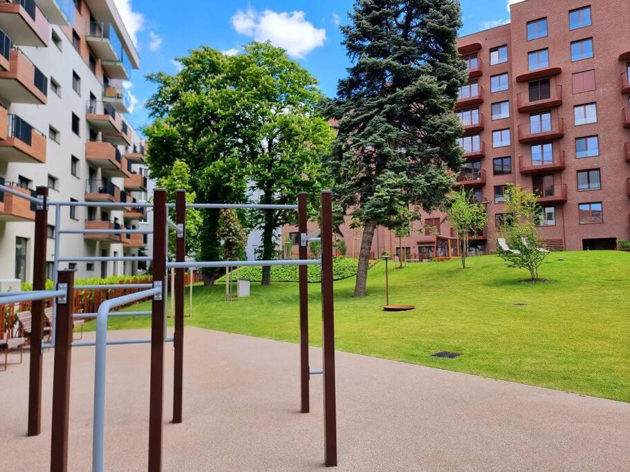 Apartment Zwirn, Free Parking, 24/7 Access Bratislava Exterior foto