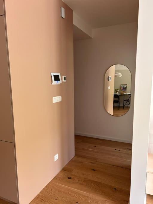 Apartment Zwirn, Free Parking, 24/7 Access Bratislava Exterior foto